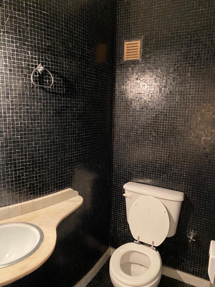 Vendo Departamento 3 dormitorios Sarmiento 300