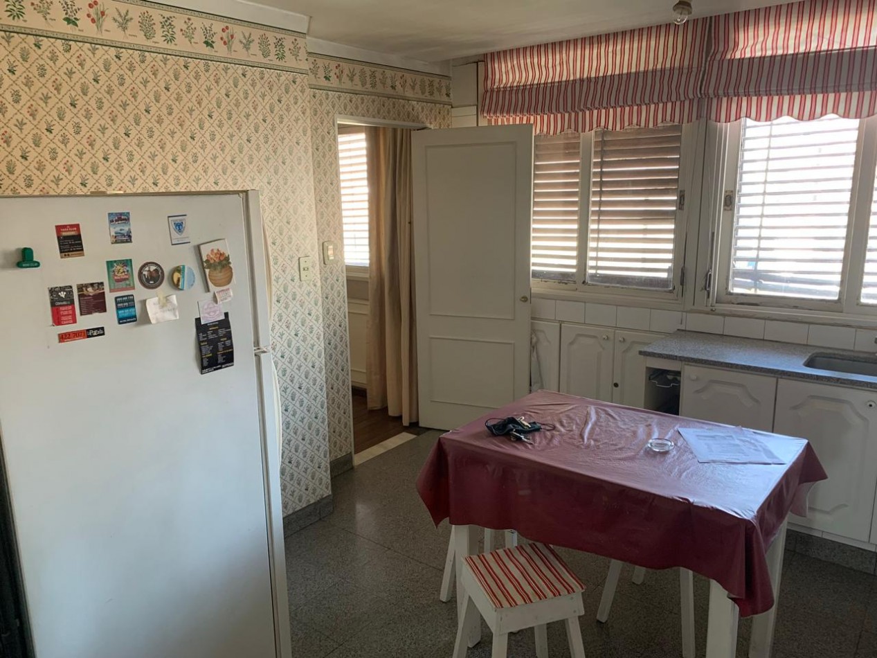 Vendo Departamento 3 dormitorios Sarmiento 300