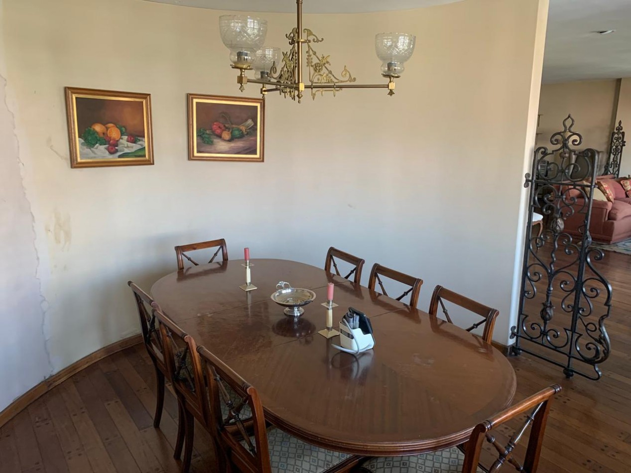 Vendo Departamento 3 dormitorios Sarmiento 300