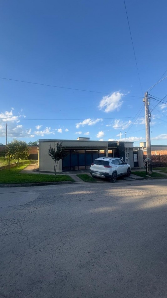 Venta casa B° 250 Viviendas - Villa Carmela