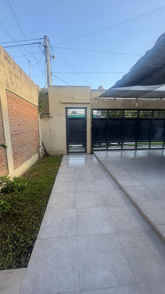 Venta casa B° 250 Viviendas - Villa Carmela