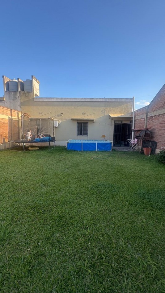 Venta casa B° 250 Viviendas - Villa Carmela