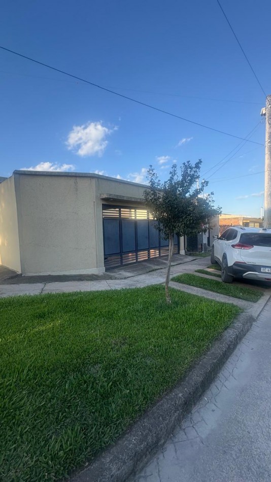 Venta casa B° 250 Viviendas - Villa Carmela
