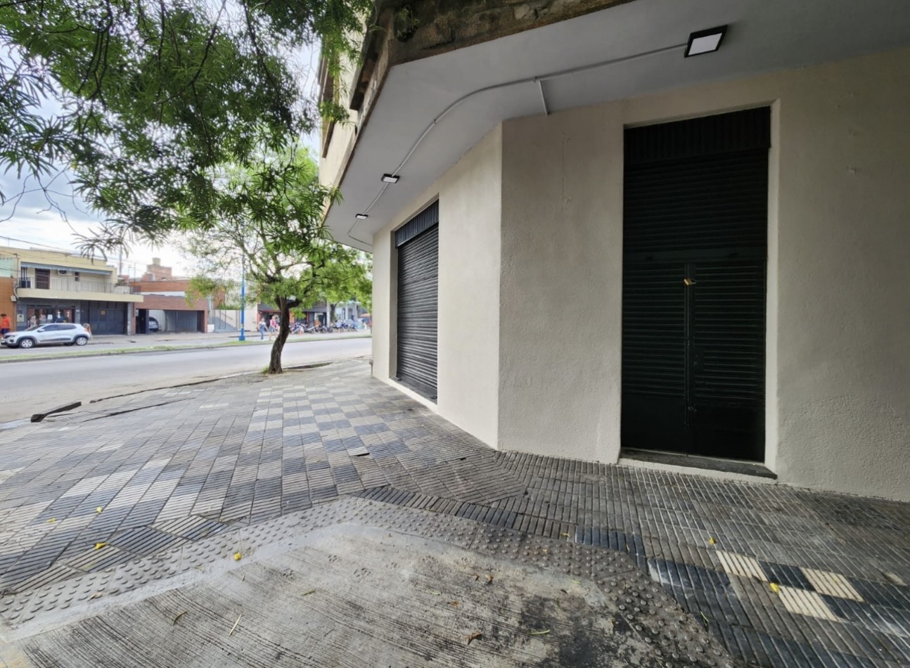 Venta Local Comercial Av Roca esquina Pje Mariño