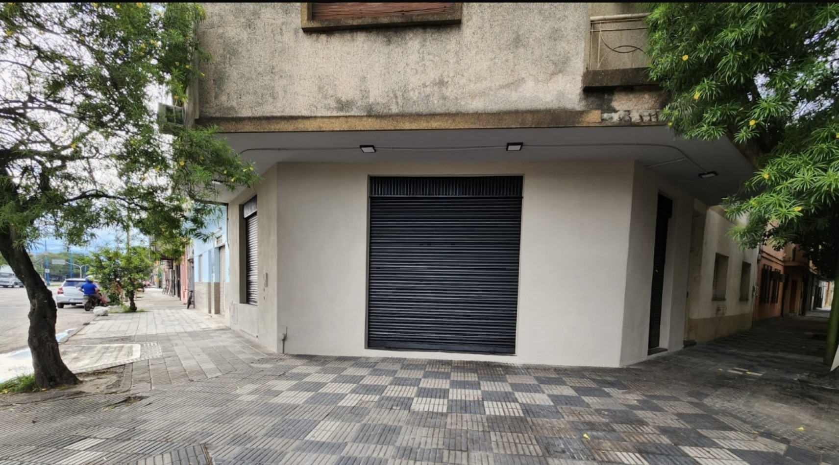 Venta Local Comercial Av Roca esquina Pje Mariño