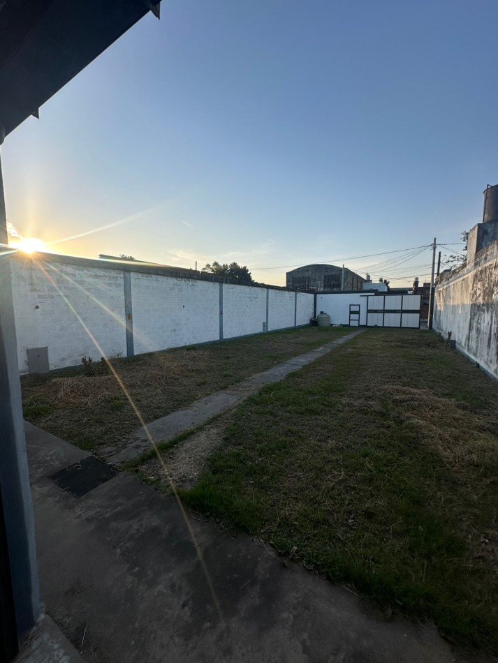 Venta Local industrial Bolivar 2912 - San Miguel de Tucuman