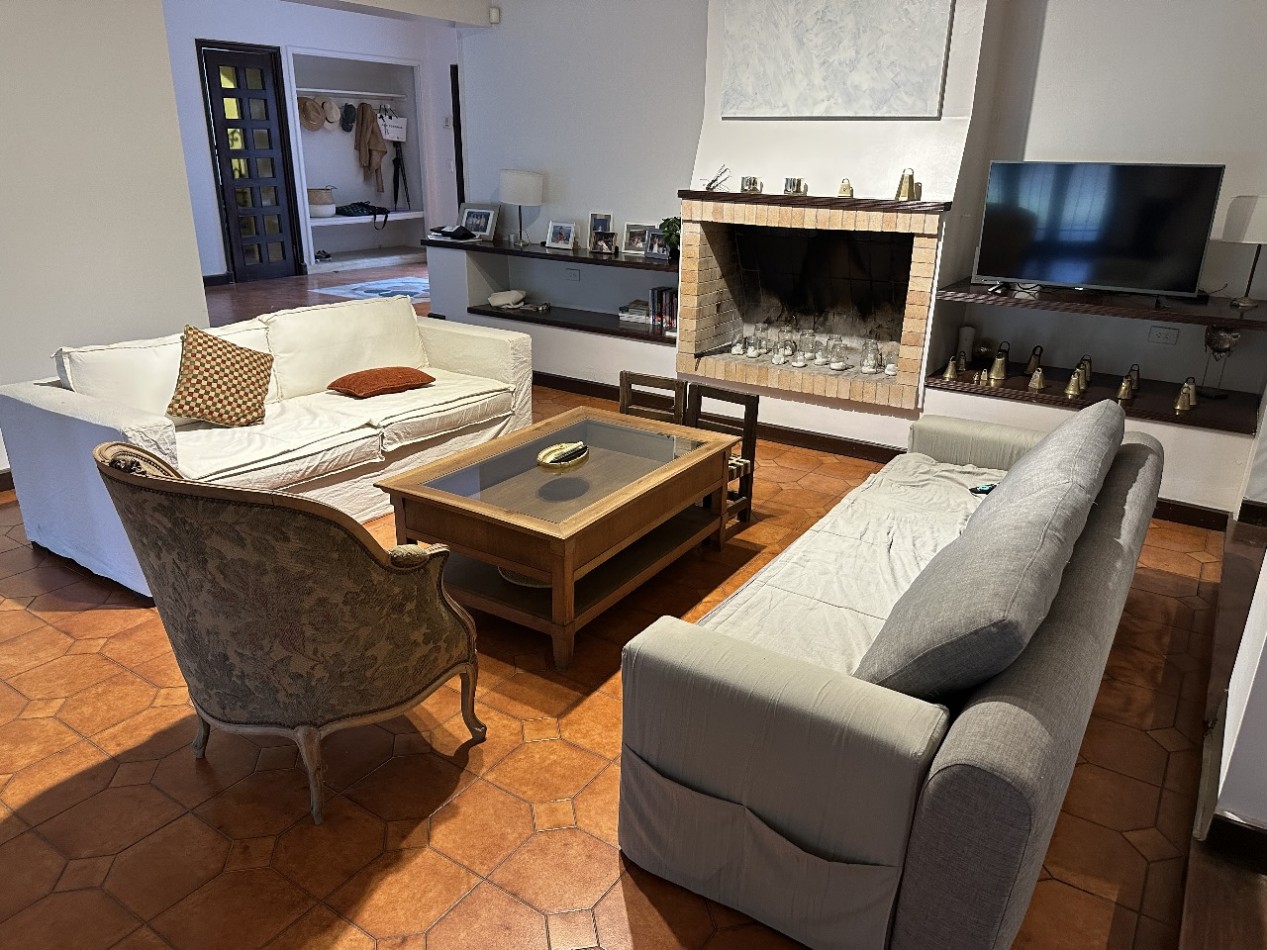 Casa en Venta Ituzaingo esquina Belgrano