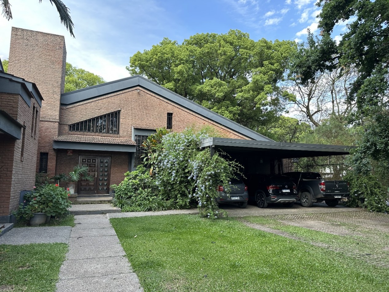 Casa en Venta Ituzaingo esquina Belgrano