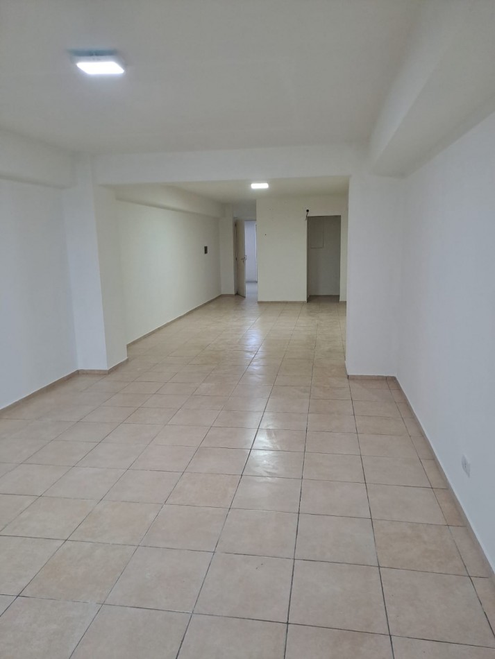 OFICINA EN ALQUILER - SALTA 126 (4° PISO)