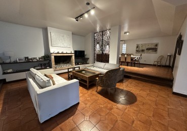 Casa en Venta Ituzaingo esquina Belgrano